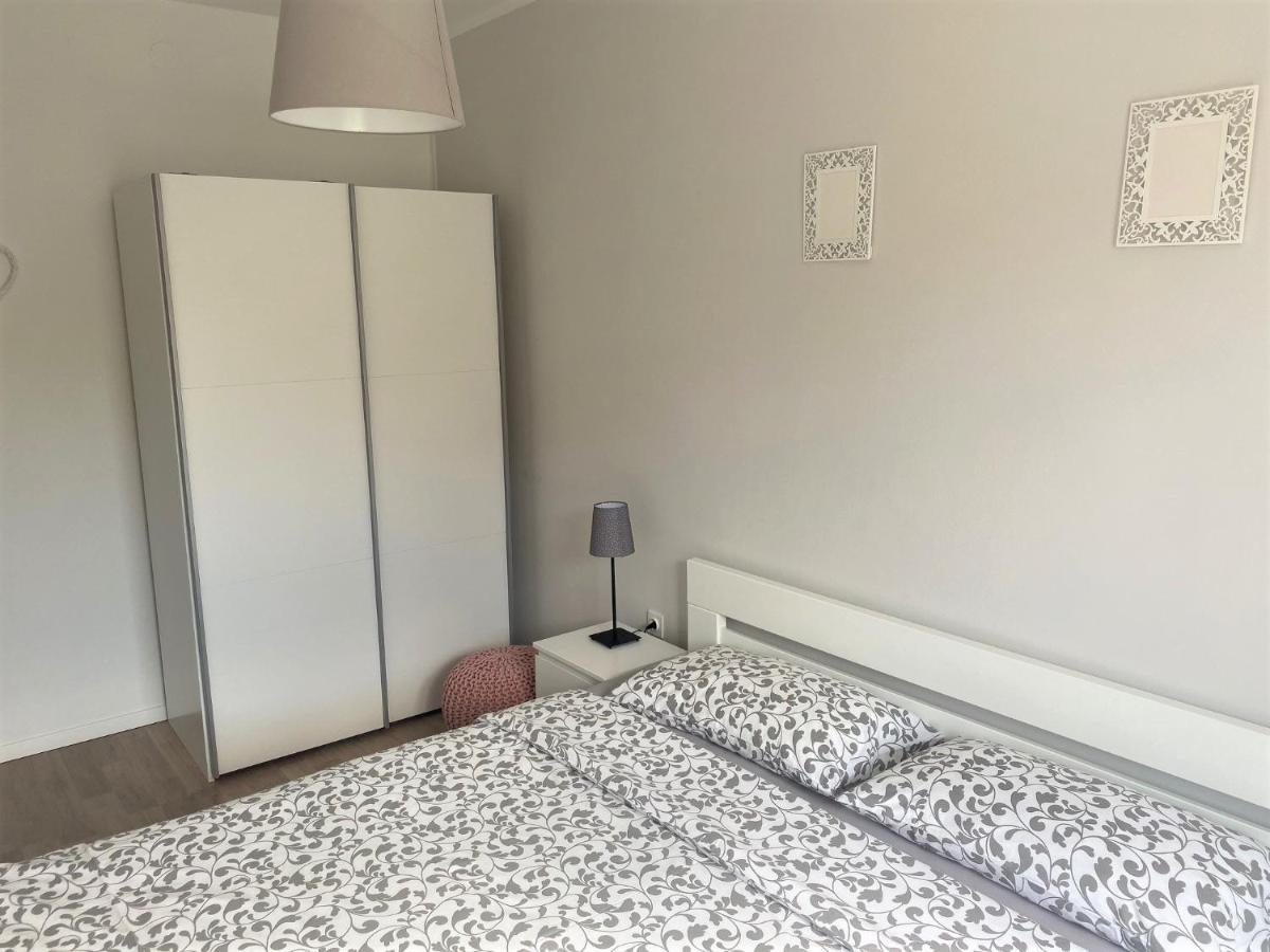 Apartman Irena 2 Dramalj Exteriör bild